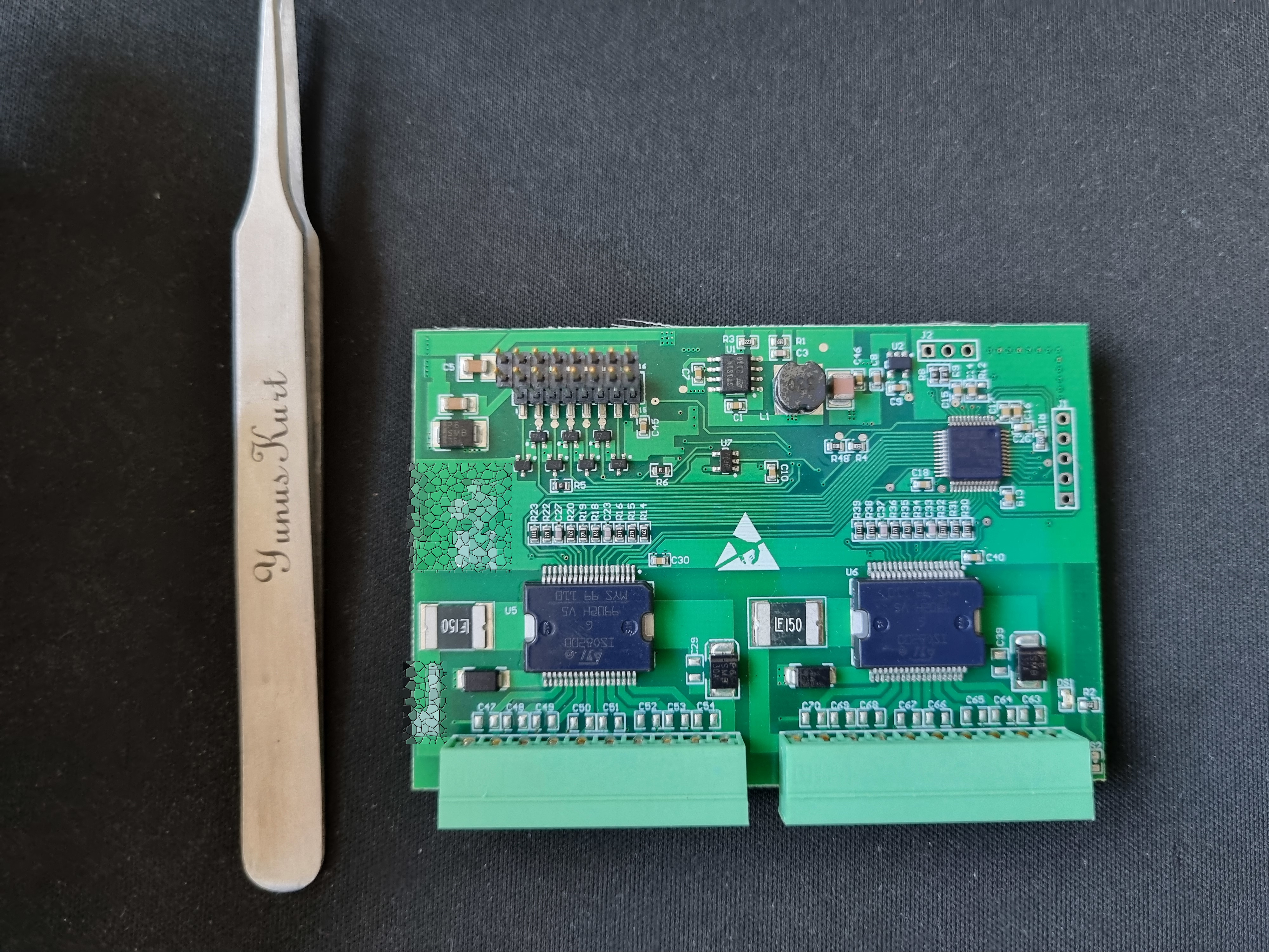 High-side digital output PCB